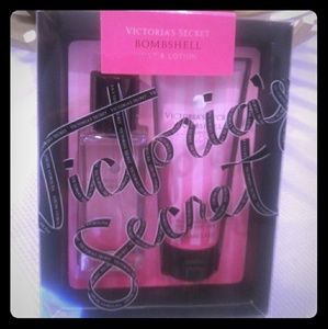 Victoria Secret 2pc Bombshell NIB